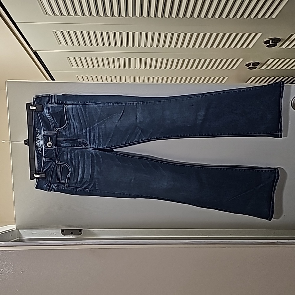 American eagle jeans kick boot in short size 6